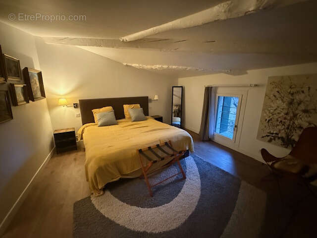 Charmante maison de village d’environ 200 m2 au cœur de Nizas   Idéale grande famille ou projet de gîtes - photo 10