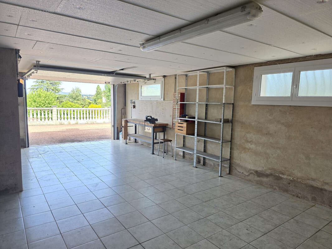 Belle maison de plain pied T4 avec piscine et sous sol complet - photo 21