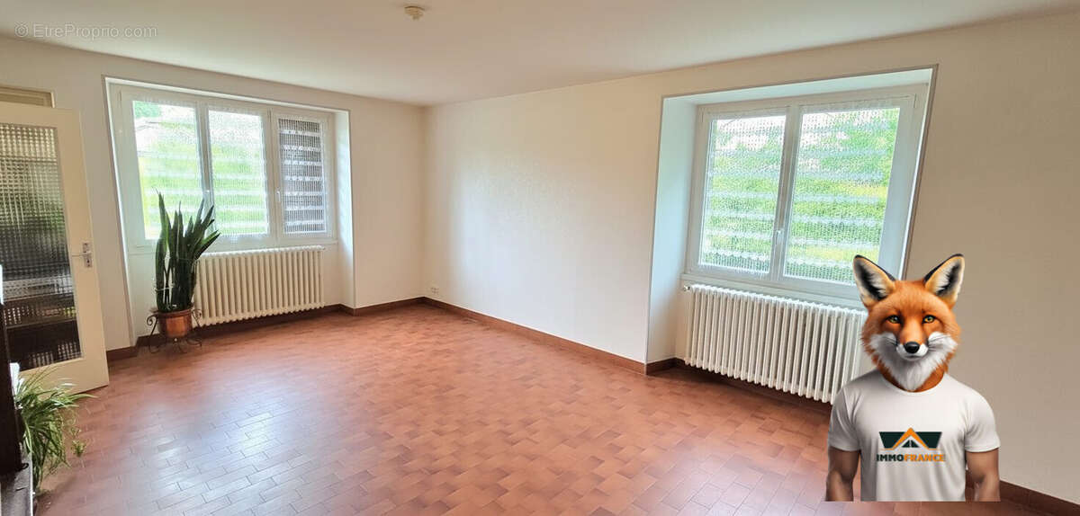 Maison à BURGILLE