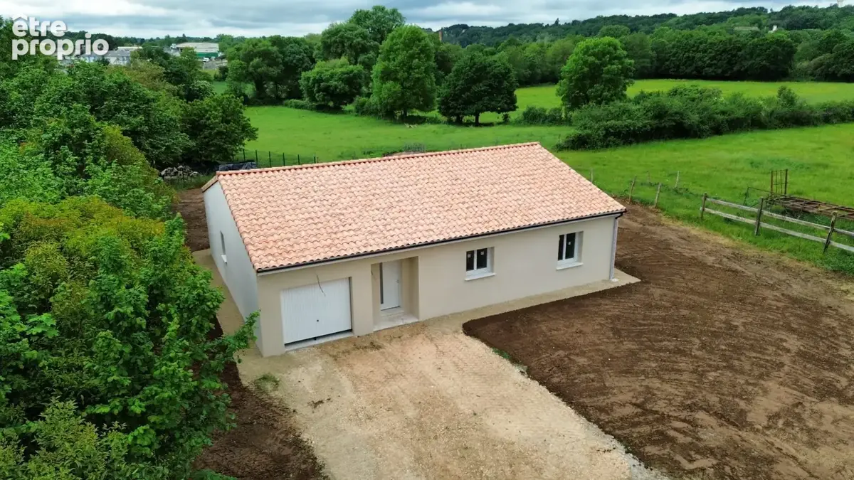 Maison à CHASSENEUIL-SUR-BONNIEURE