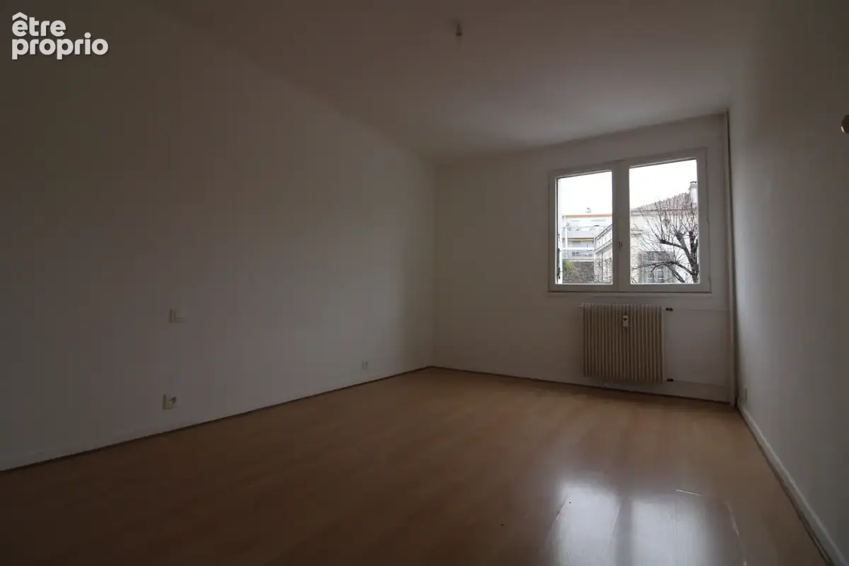 Appartement p4 ascenseur parking cave. - photo 5