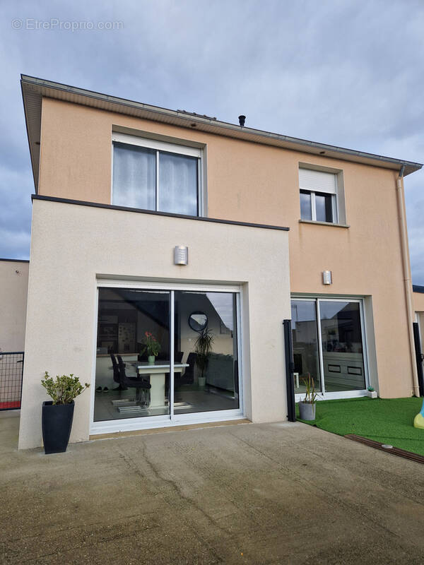 Maison à LA PRENESSAYE
