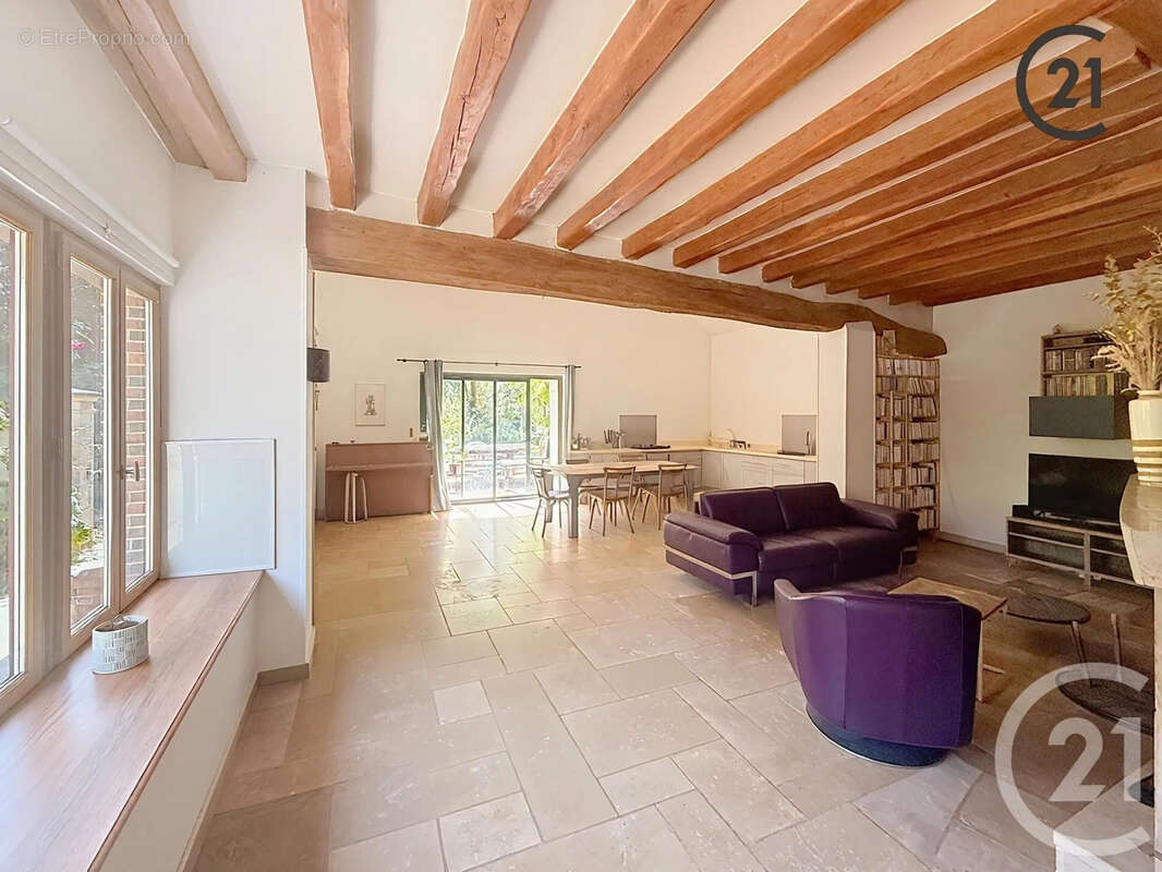 Maison 253 m² à Poilly-Sur-Tholon  - photo 6