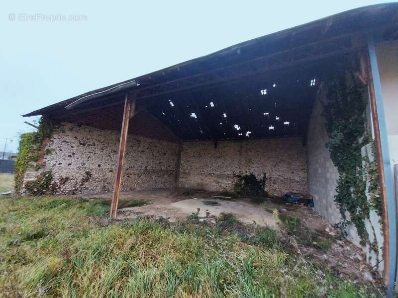 Terrain à COLTAINVILLE