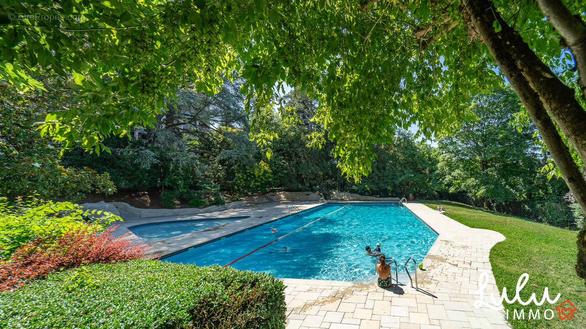 T6 de 135m2 - Ecully avec deux terrasse. - photo 15