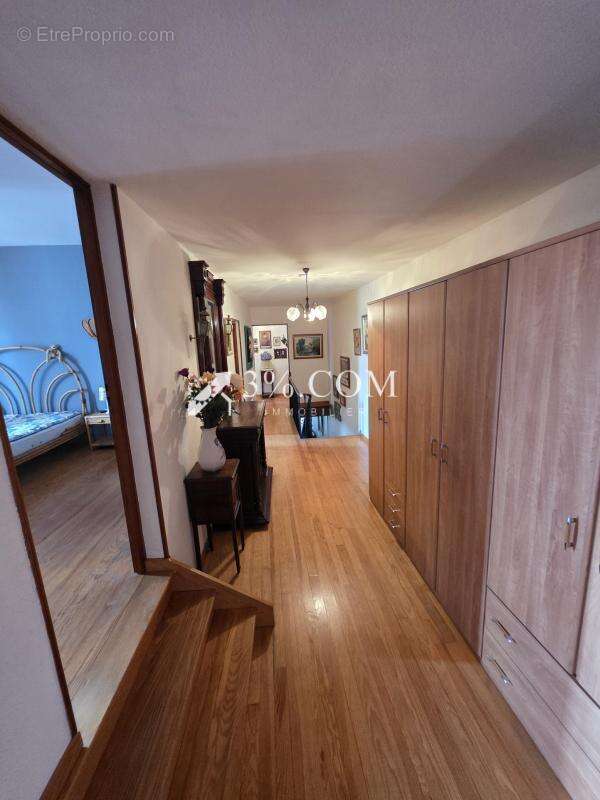 Spacieuse Maison Familiale de 340 m2 à Damelevieres (54360) - photo 20