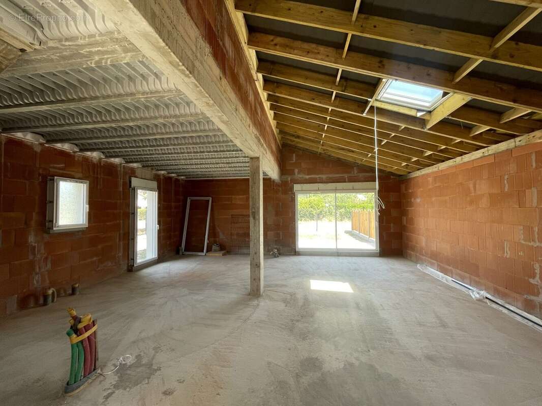 Maison à SAINT-MEDARD-EN-JALLES