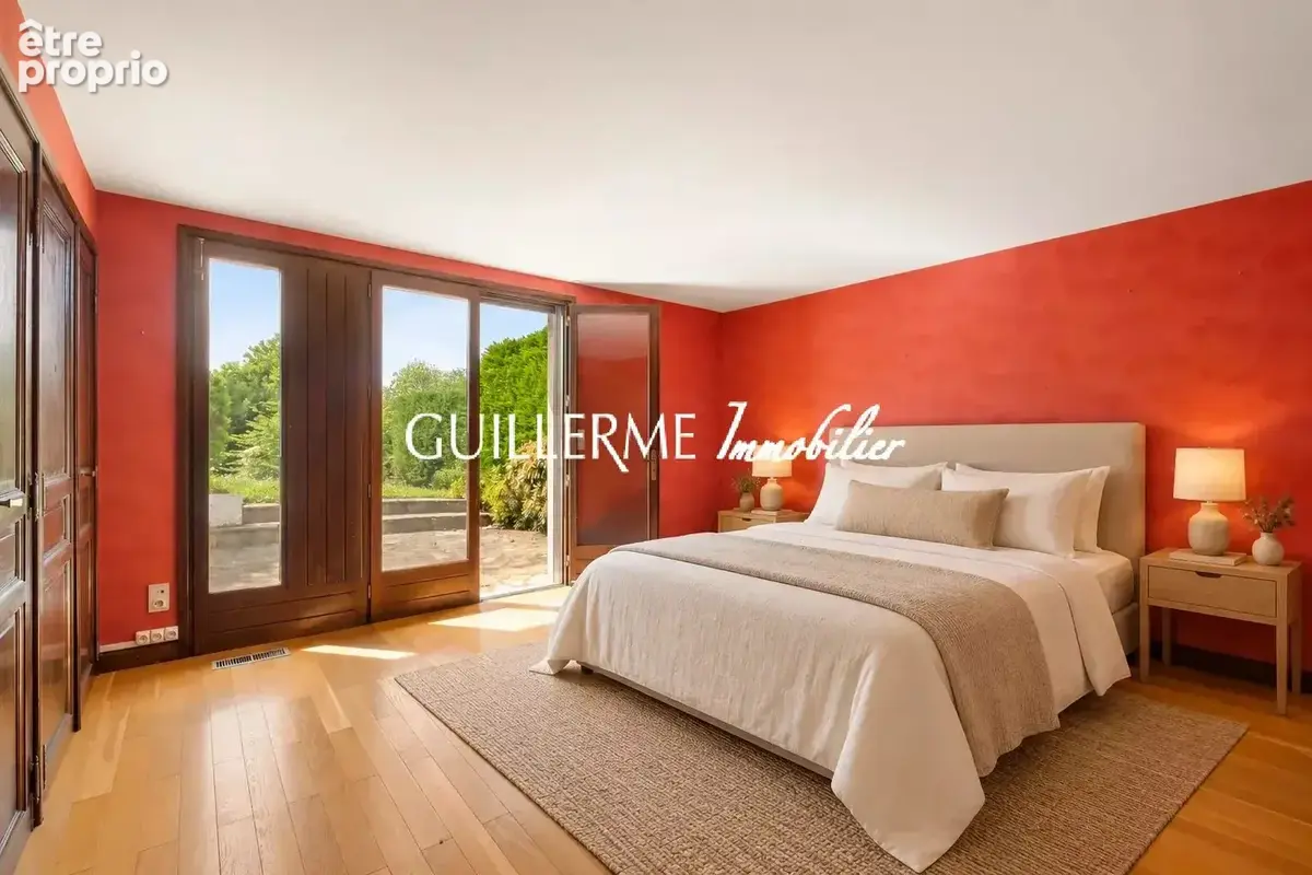 Dardilly-le-Bas – Maison de 250 m² – Piscine & pool-house – Terrain de 3 600 m² - photo 7
