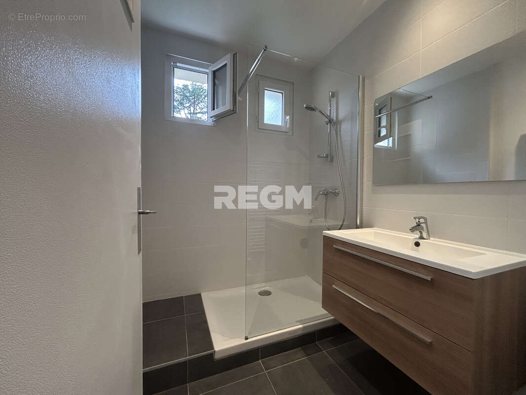 Appartement à BILLERE