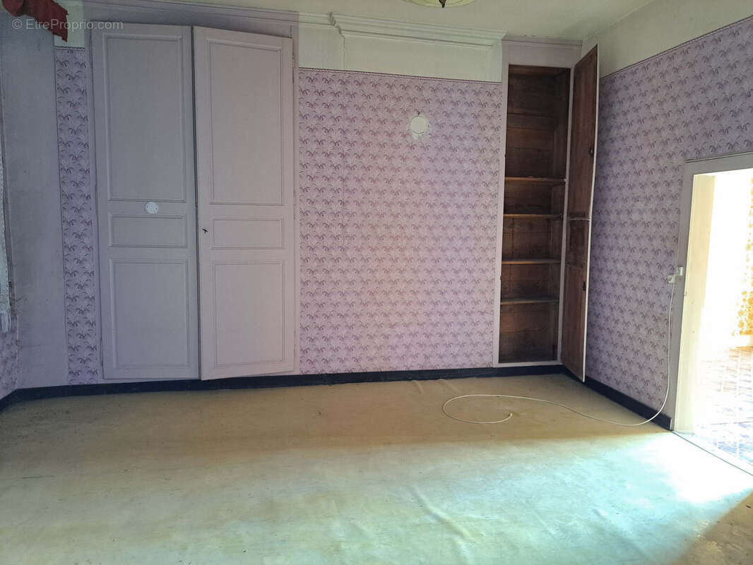 Maison à SAINT-CALAIS