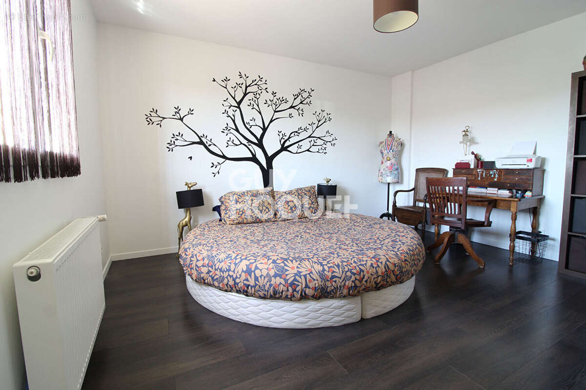 Maison à VERNEUIL-L'ETANG