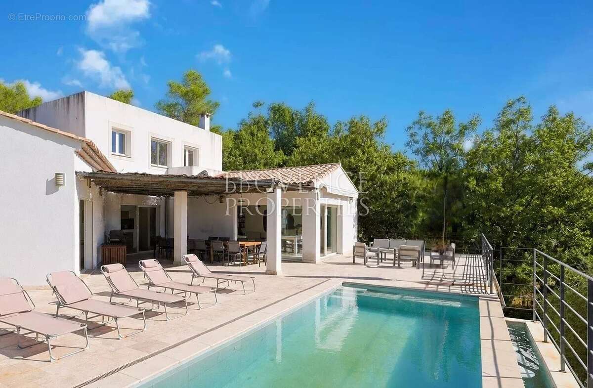 Propriété d'exception,  vue panoramique, piscine à débordement,  maison d'amis, espaces de loisirs - photo 8