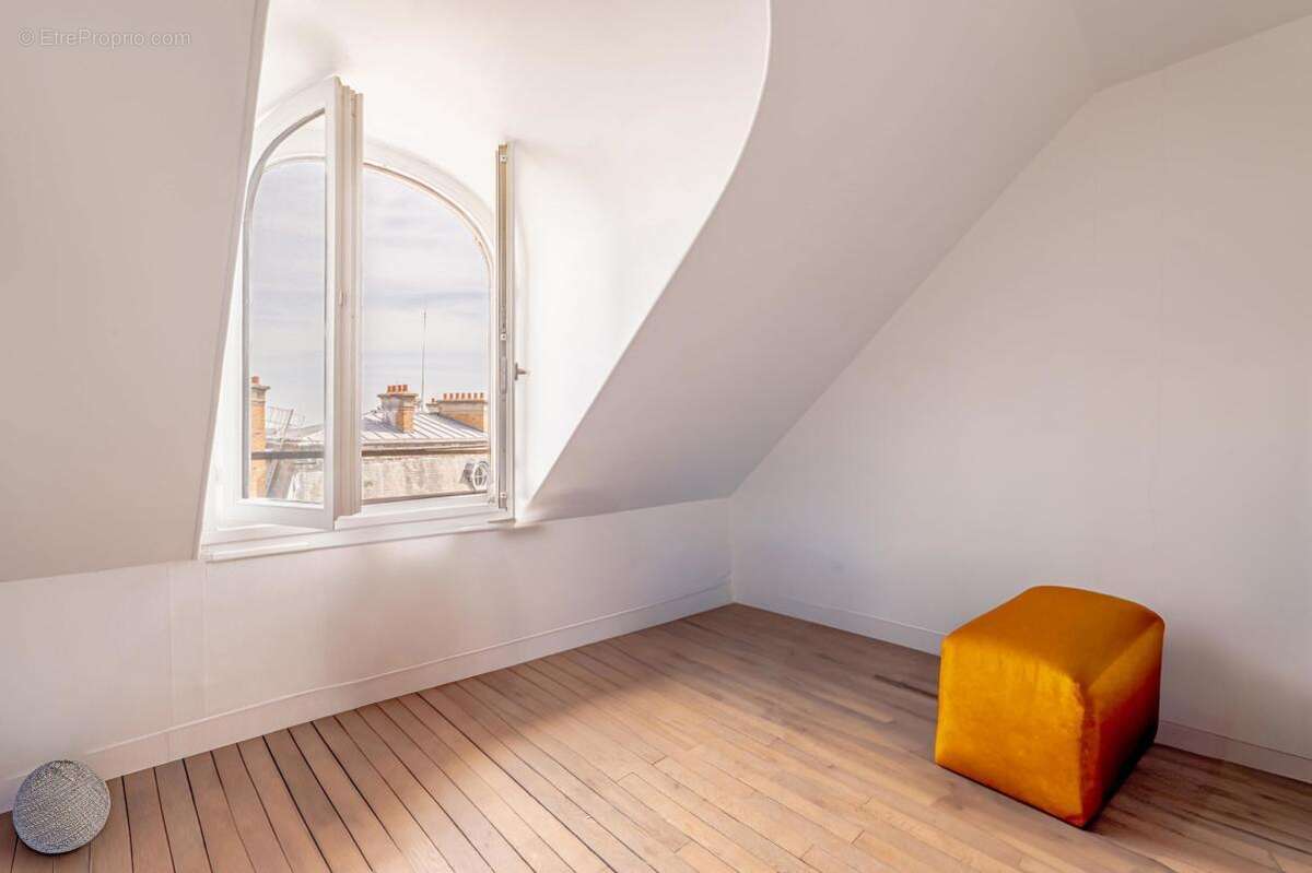 Appartement à PARIS