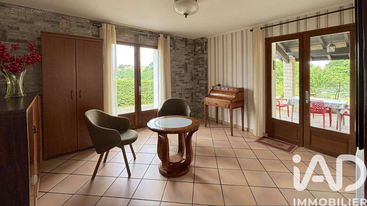 Photo 7 - Maison à BRISCOUS