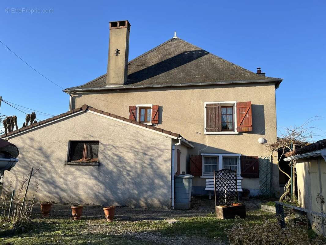 Maison à LATHUS-SAINT-REMY