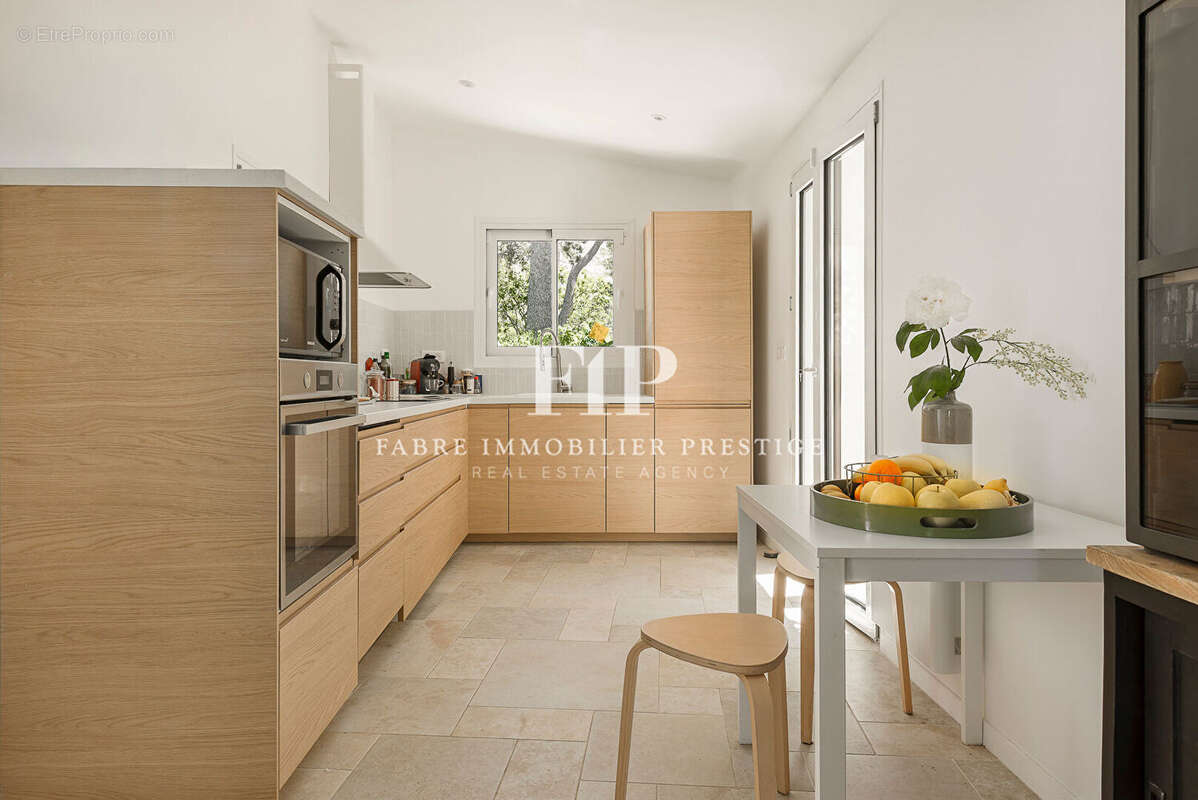 Maison à MARSEILLE-9E