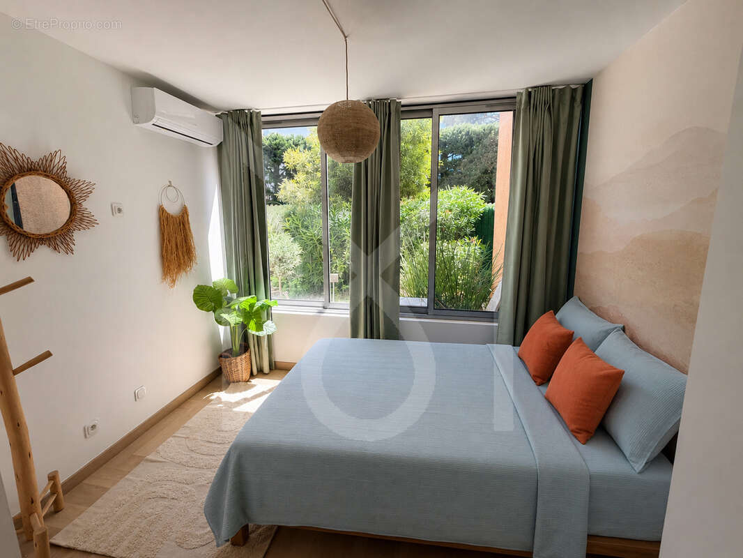 Appartement à SAUSSET-LES-PINS