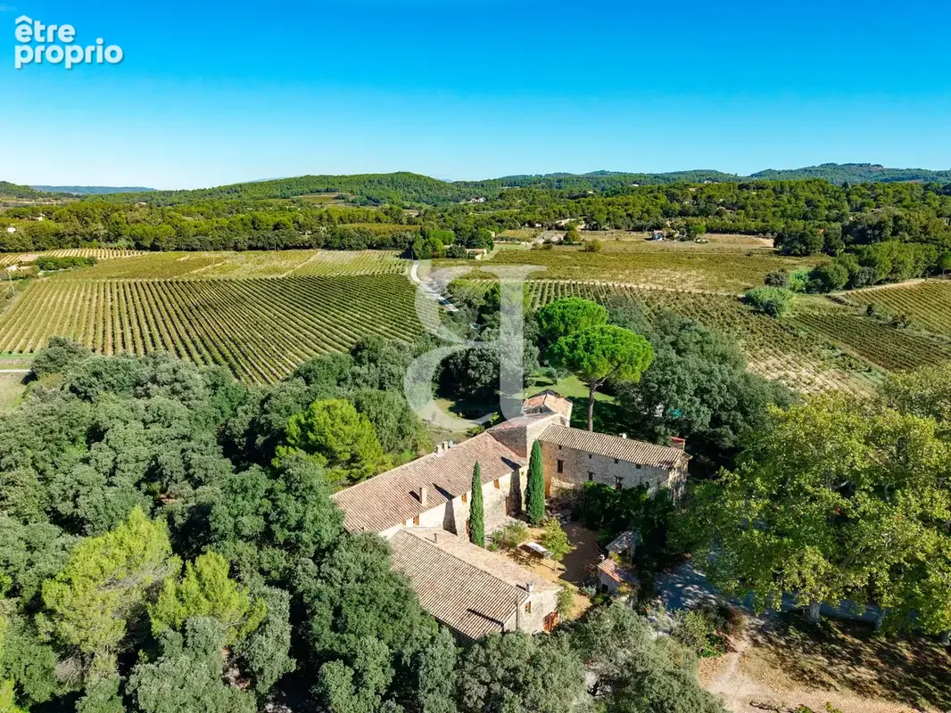 Maison 8 pièces 480 m² à vendre à Vaison-La-Romaine (84110) - photo 1
