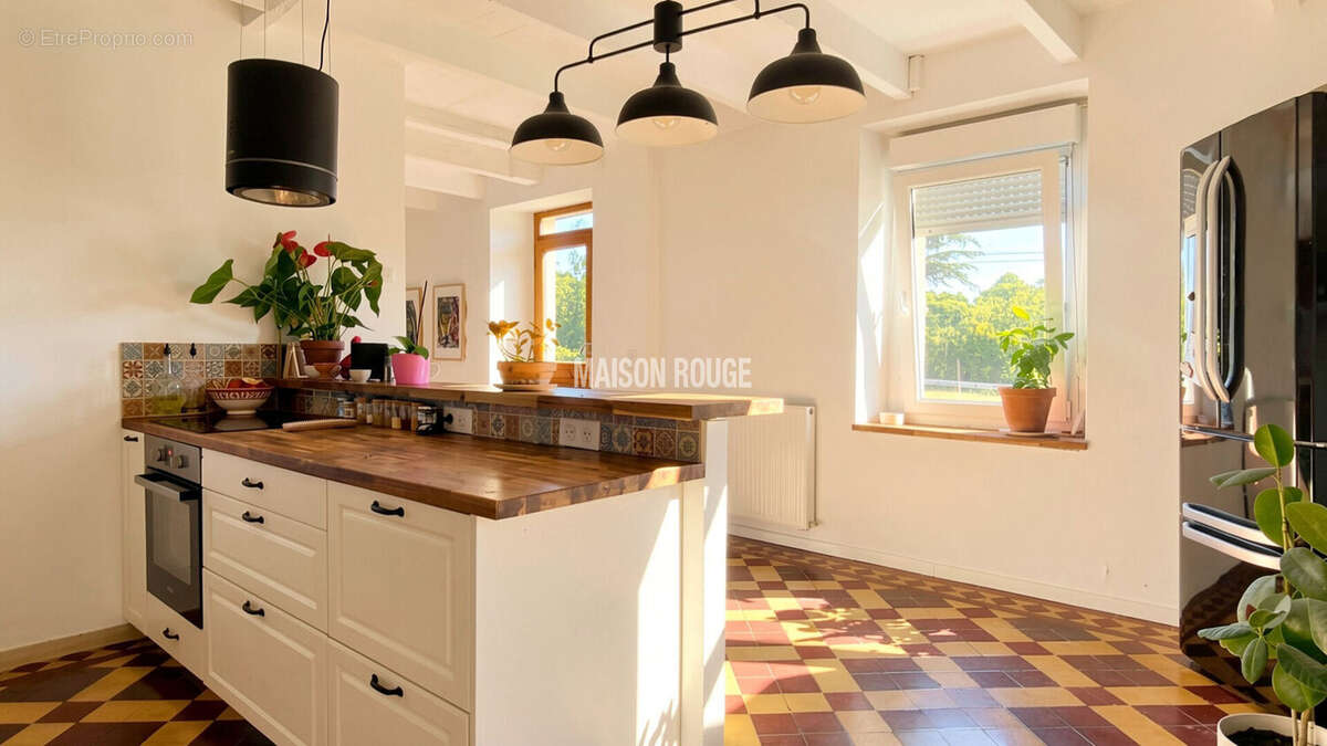 Maison de campagne rénovée (DPE C) - photo 9