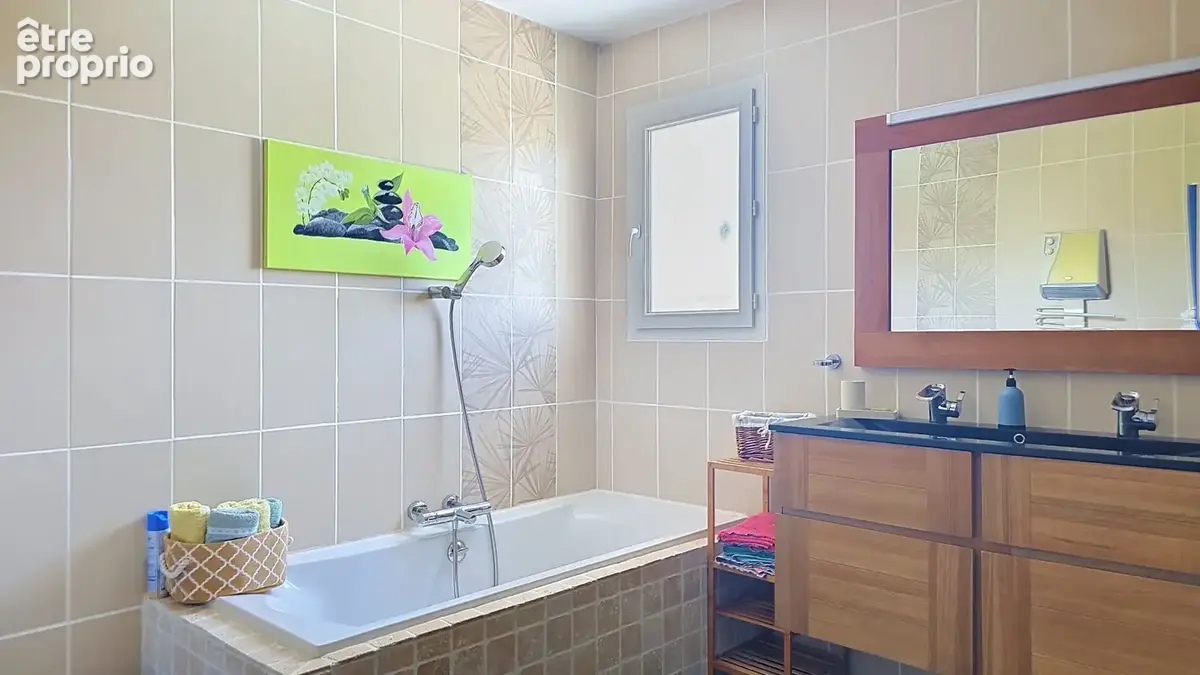 Villa familiale 4 chambres,  piscine,  stationnement camping-car - photo 9