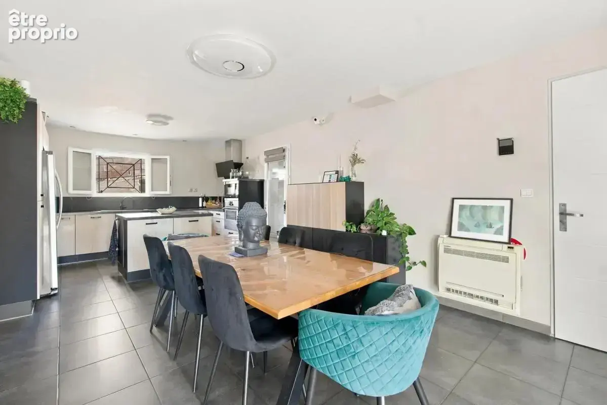 Maison individuelle 4 pièces – 92 m² – Plain-pied – Piscine – Domaine privé – Terrain 730 m² - photo 5