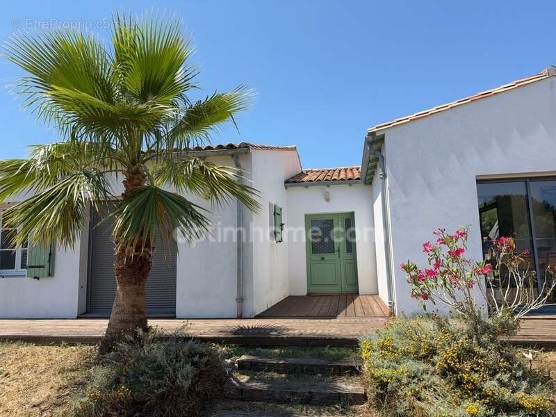 Maison à LA COUARDE-SUR-MER