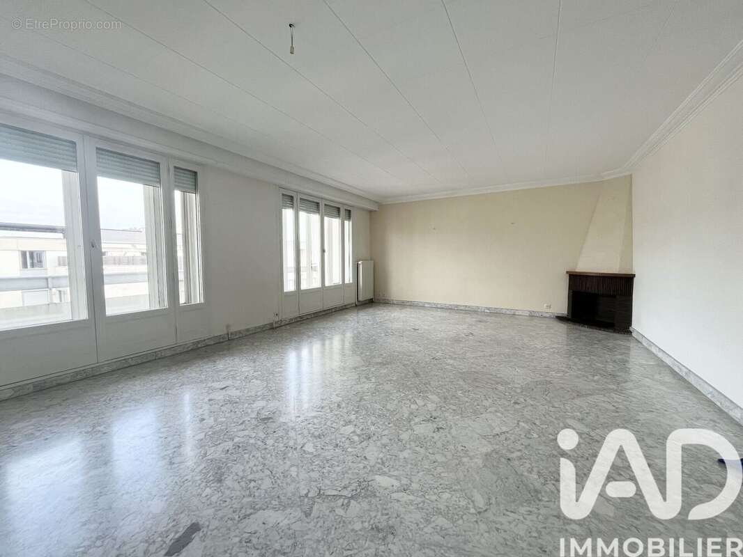 Photo 2 - Appartement à LYON-6E
