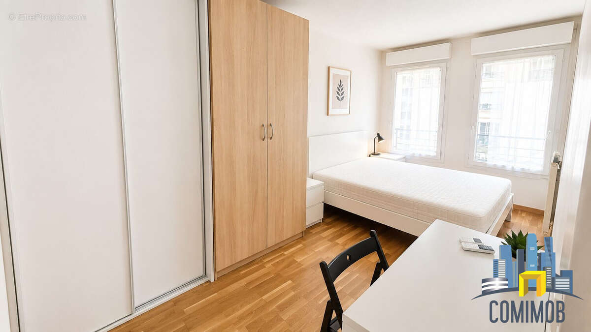Appartement à COURBEVOIE