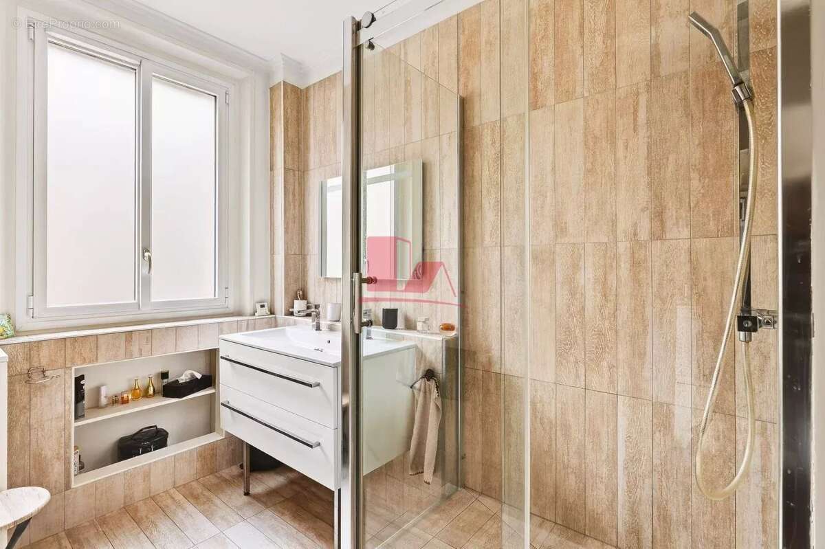 Appartement à ISSY-LES-MOULINEAUX