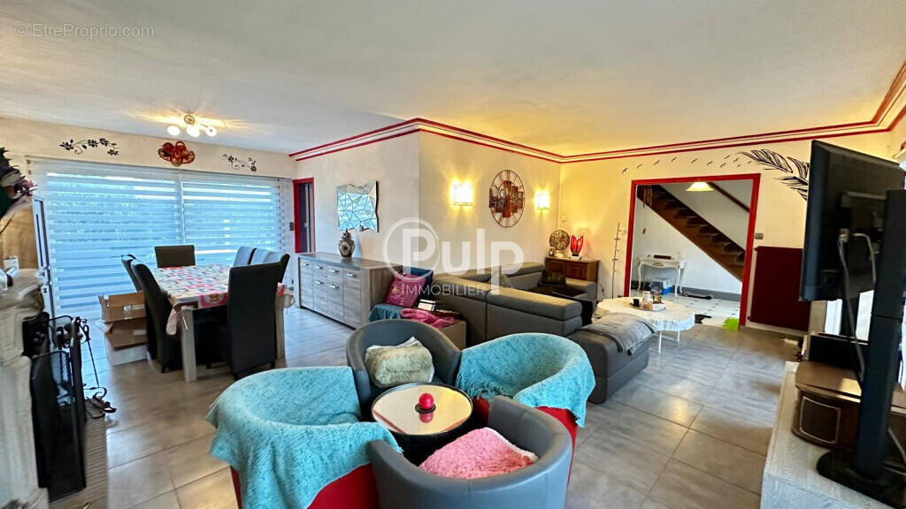 Maison à BRUAY-LA-BUISSIERE