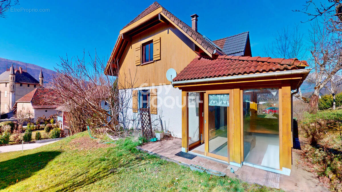 Maison à SAINT-JORIOZ