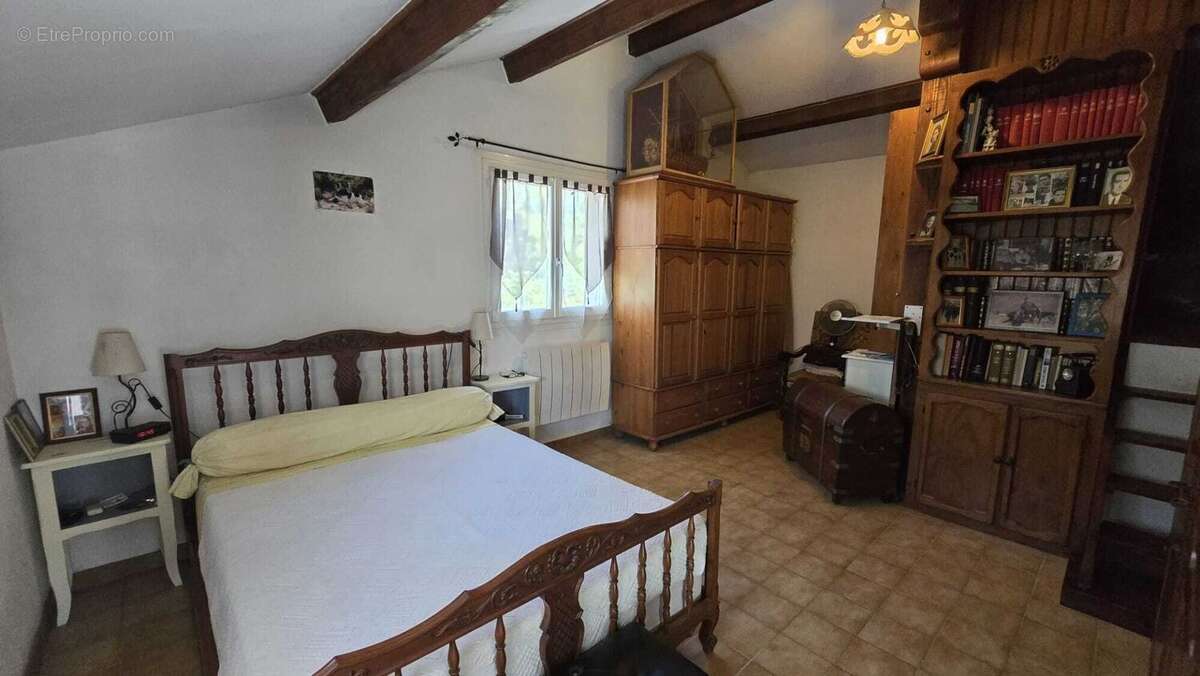 Maison à LE CASTELLET