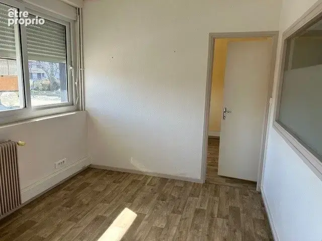 Local professionnel de 79 m² au centre de Colomiers - photo 2