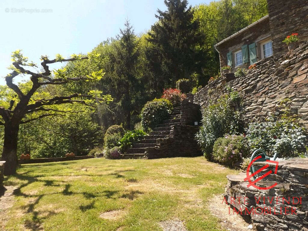 Maison à LESPINASSIERE