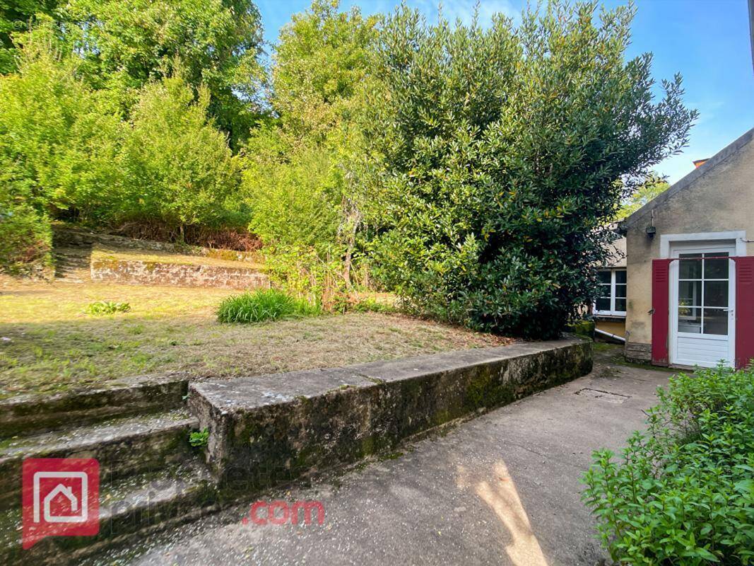 Maison à ASNIERES-SOUS-BOIS