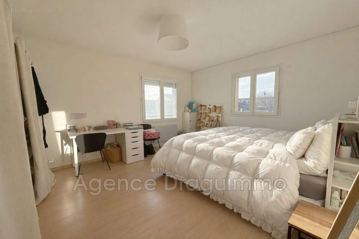 Appartement à DRAGUIGNAN