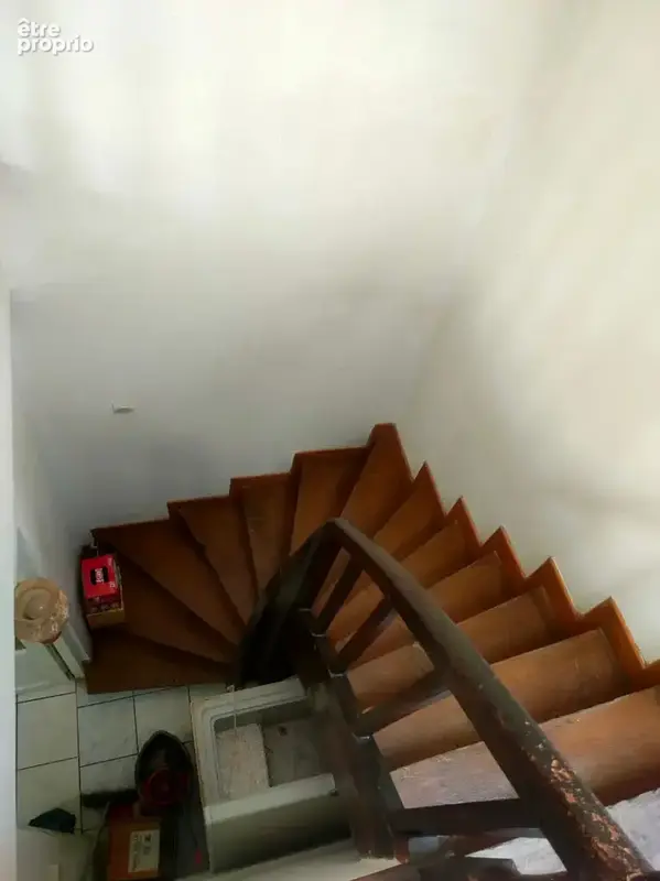 Maison familiale de 129,63 m² - La Ville-aux-Dames proche gare école commerces - photo 7