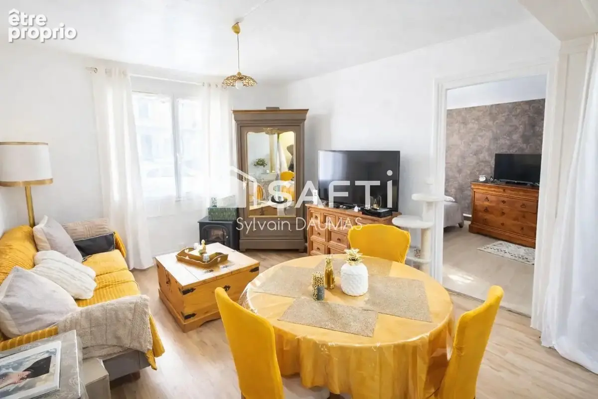 Photo 1 - Appartement à SIX-FOURS-LES-PLAGES