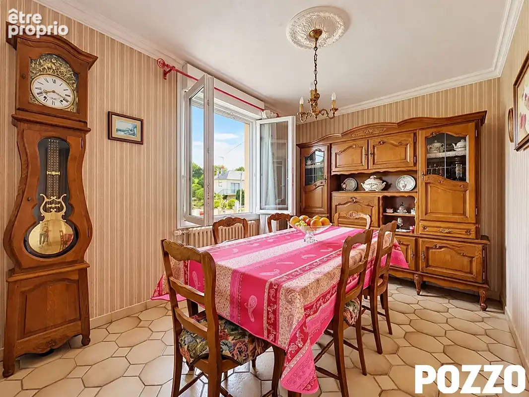 A Vendre - Saint Hilaire Du Harcouet  - Maison 4 pièce(s) 82.14 m² - TERRAINS CONSTRUCTIBLES - GARAGE - photo 8