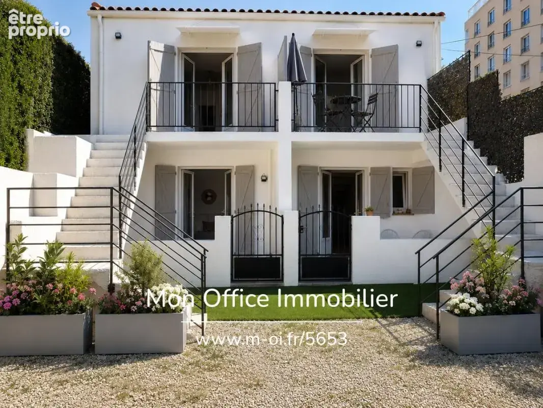 Appartement à MARSEILLE-5E