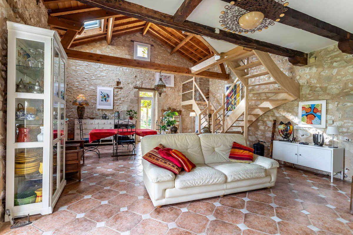 Maison à CASTILLONNES