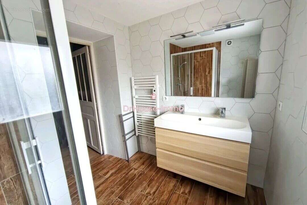 Maison 95 m² à Arette  - photo 12