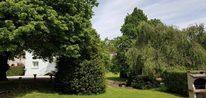 Appartement à BAINS-LES-BAINS