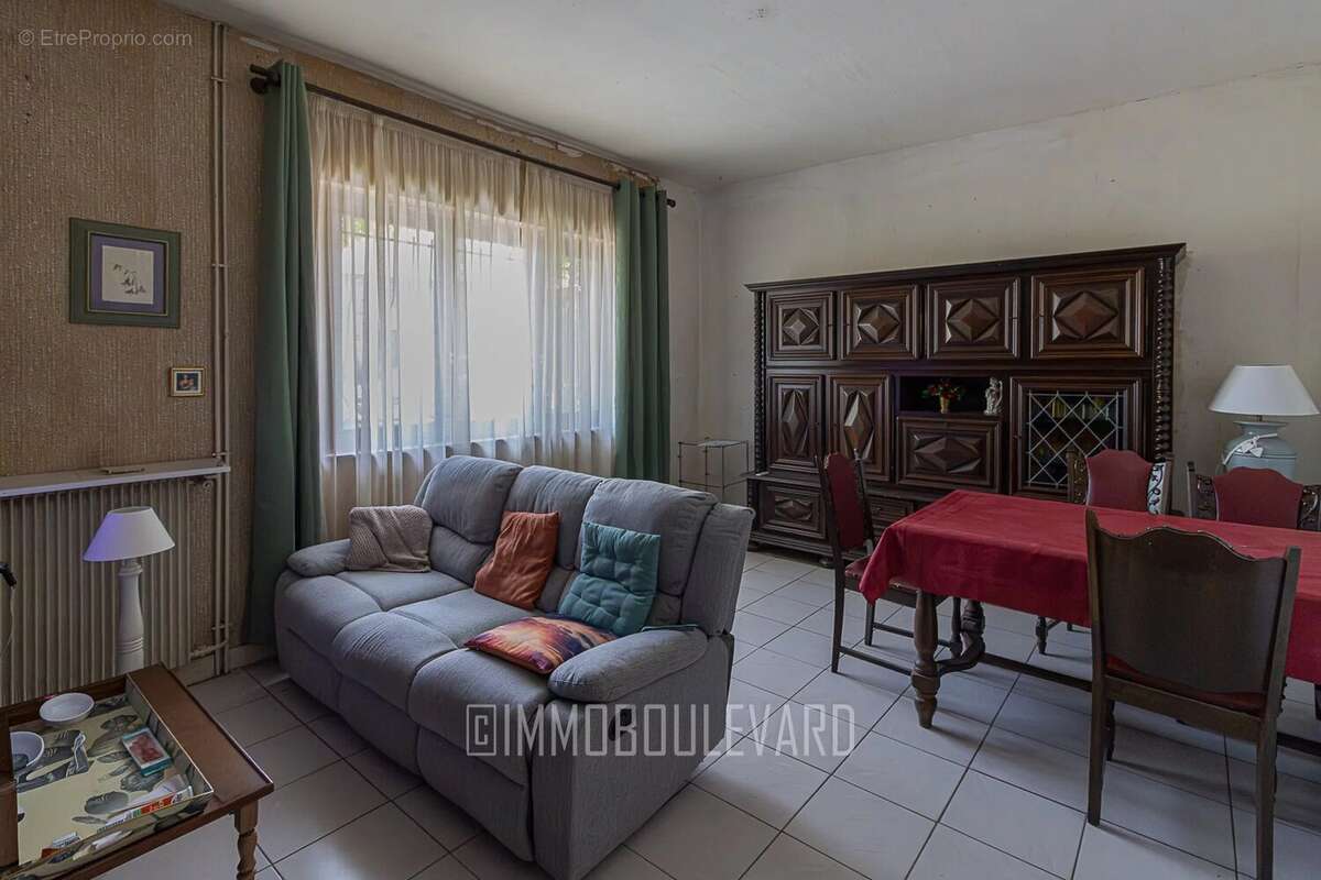 Appartement à VOUSSAC