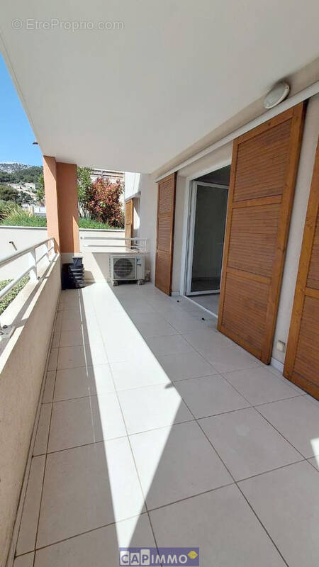 Appartement à LA VALETTE-DU-VAR