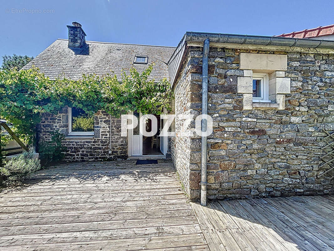 Maison à SAINT-GEORGES-DE-LA-RIVIERE