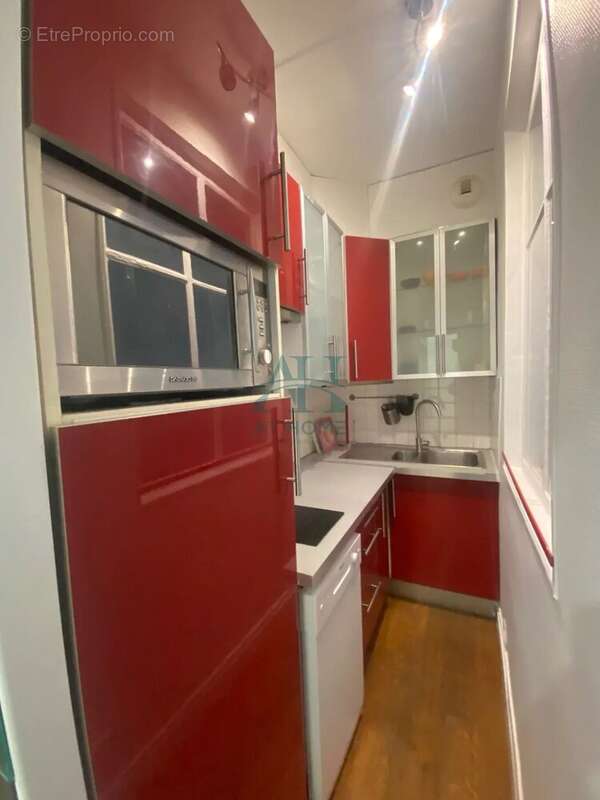 Appartement à PARIS-10E