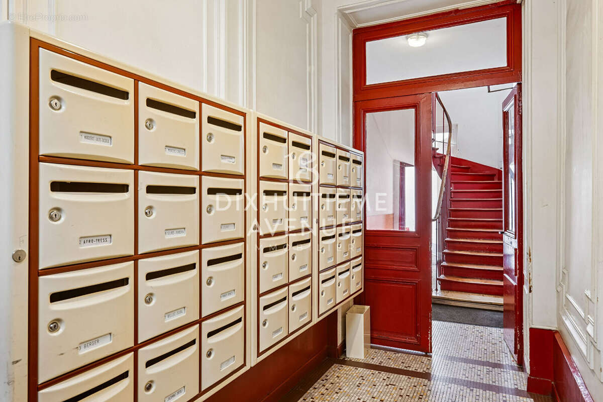 Rue de Clignancourt, 2ème étage, 3 pièces 59m² - photo 14