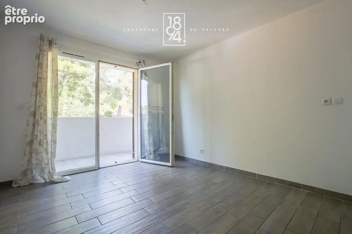 T1 de 20m2 avec balcon de 4m2 et box en sous sol - photo 5