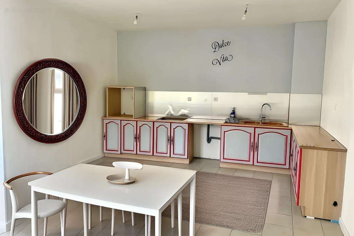 Maison de caractère dans un corps de ferme avec potentiel in - photo 3